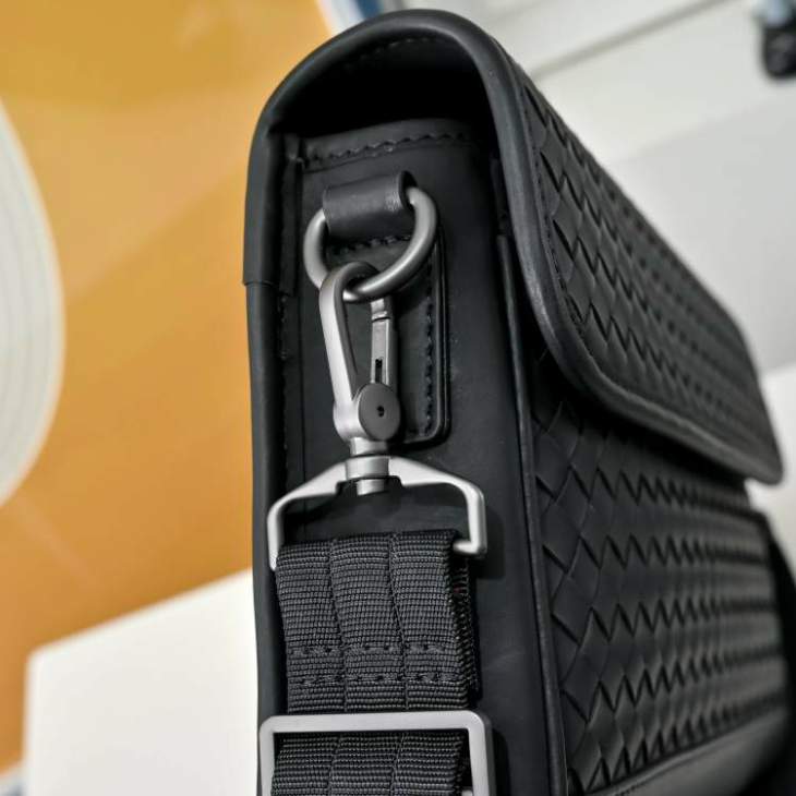 Picture of Bottega Veneta Mens Bags _SKUfw208747866fw